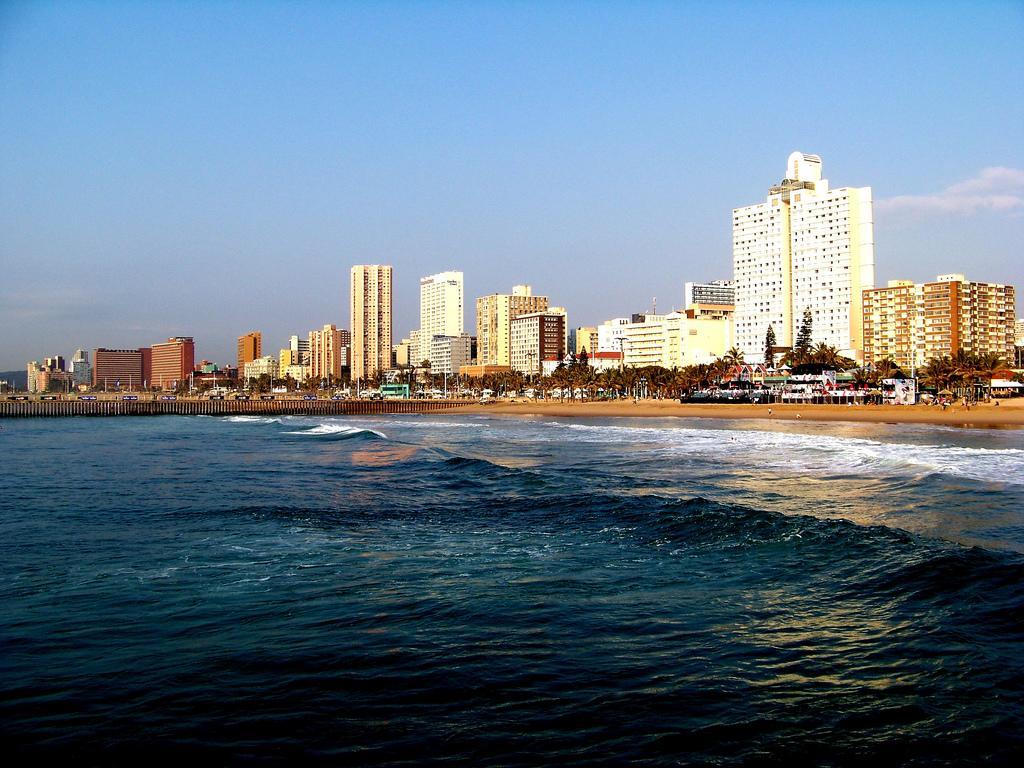 دوربان Bayside Hotel 108 West Street المظهر الخارجي الصورة